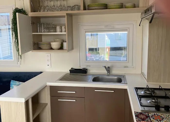 Les Pieds Dans L Eau * Le Portel