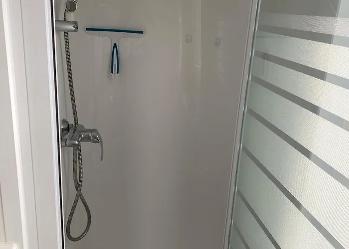 Camping Les Pieds Dans L Eau *