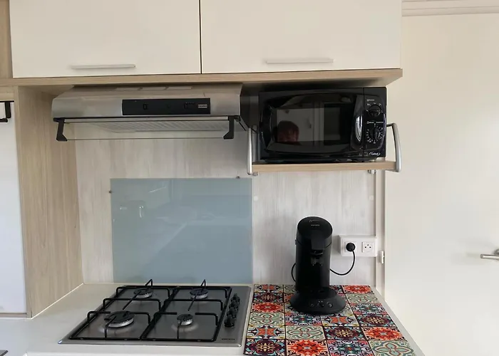 Camping Les Pieds Dans L Eau